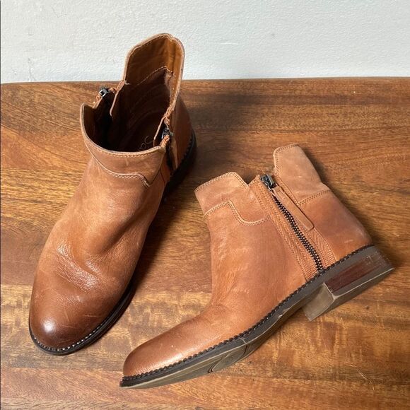 Franco Sarto Cognac Leather Booties - Picture 10 of 11